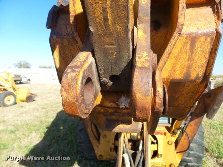 image for item L3298 1987 Case 580K backhoe