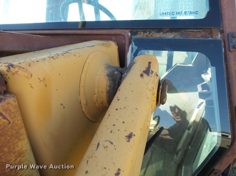 image for item L3298 1987 Case 580K backhoe