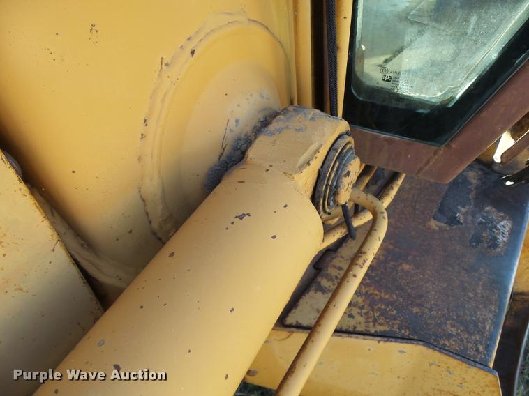 image for item L3298 1987 Case 580K backhoe