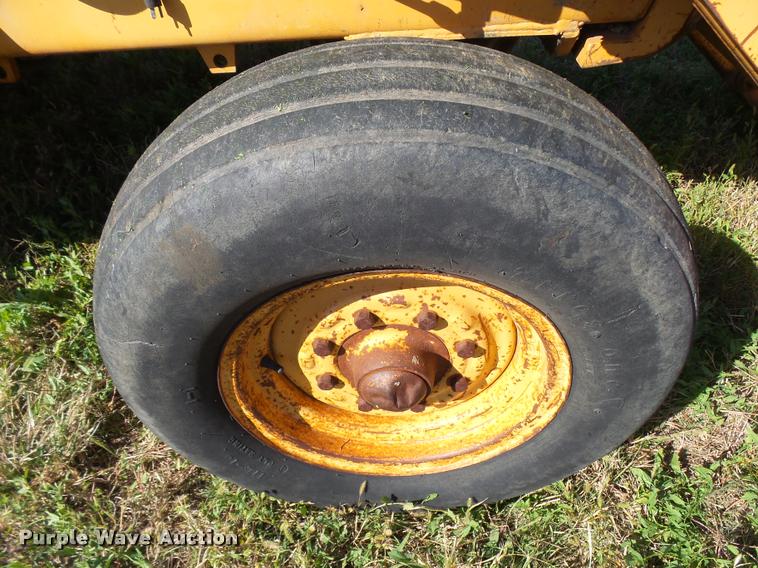 image for item L3298 1987 Case 580K backhoe