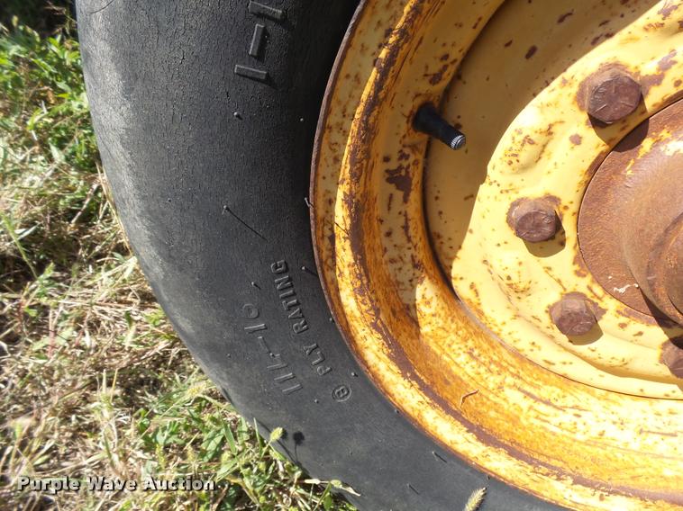 image for item L3298 1987 Case 580K backhoe