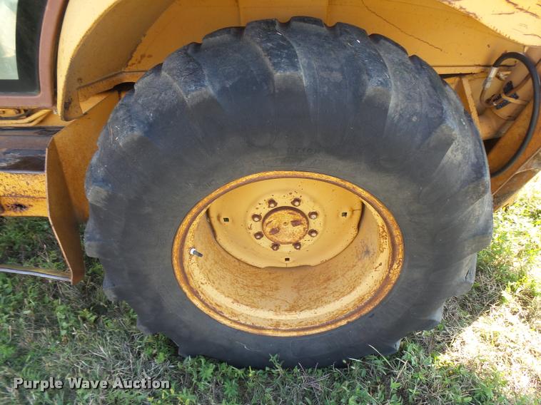 image for item L3298 1987 Case 580K backhoe