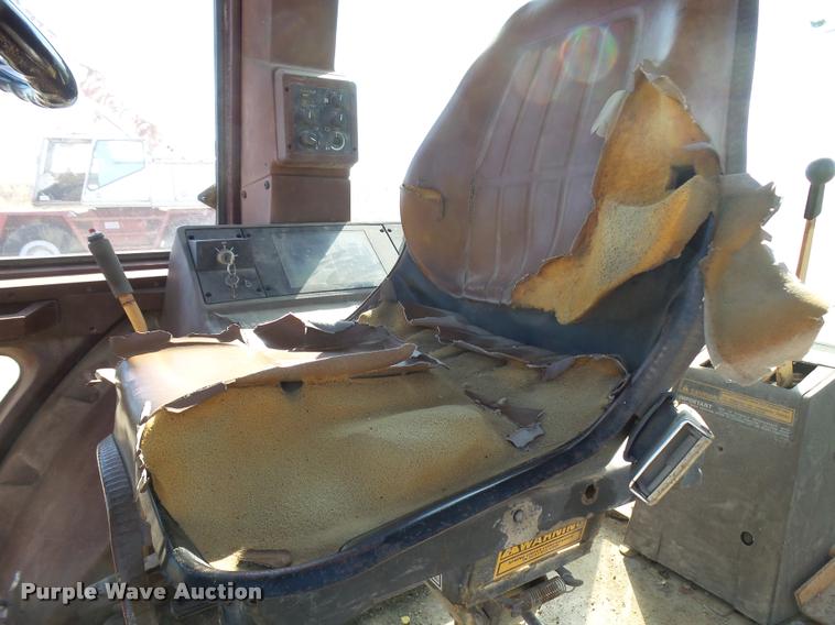 image for item L3298 1987 Case 580K backhoe