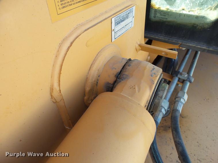 image for item L3300 2002 Case 580M backhoe