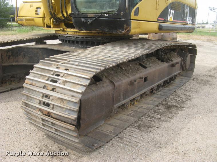 image for item L3869 2005 Caterpillar 330C L excavator