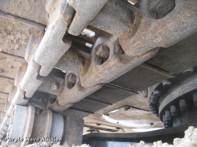 image for item L3869 2005 Caterpillar 330C L excavator