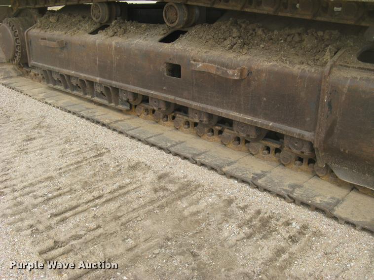 image for item L3869 2005 Caterpillar 330C L excavator