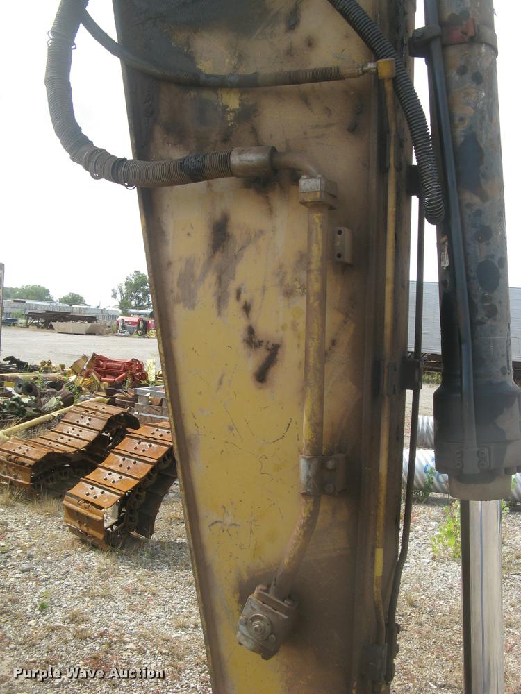 image for item L3897 2009 Caterpillar 328D LCR excavator