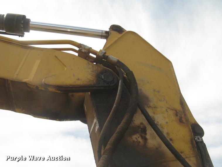 image for item L3897 2009 Caterpillar 328D LCR excavator