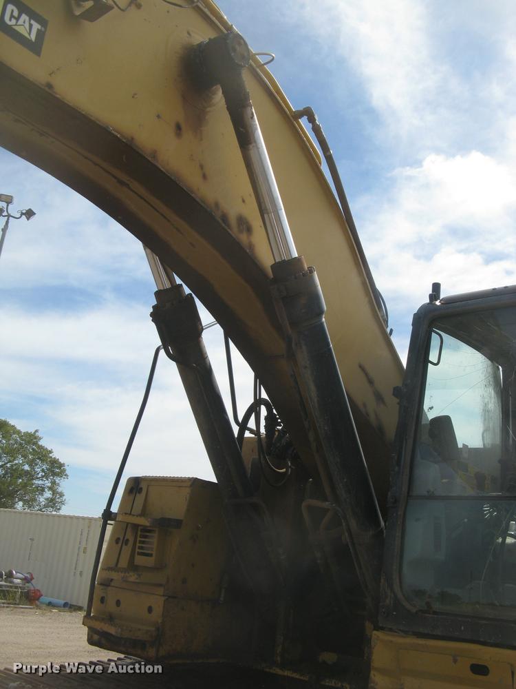 image for item L3897 2009 Caterpillar 328D LCR excavator