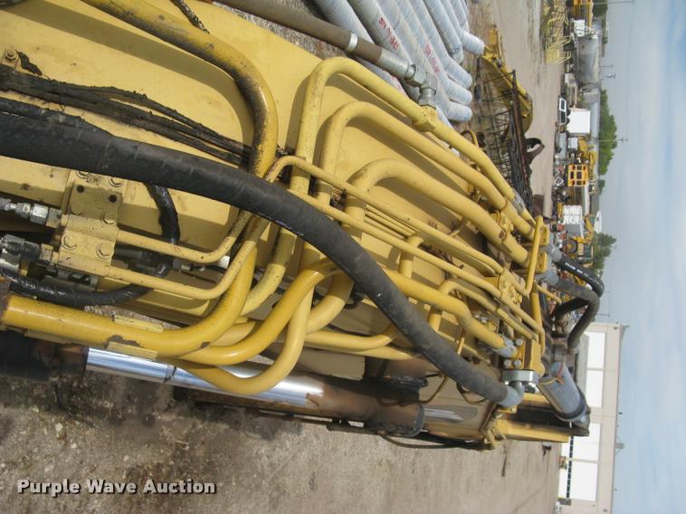 image for item L3897 2009 Caterpillar 328D LCR excavator