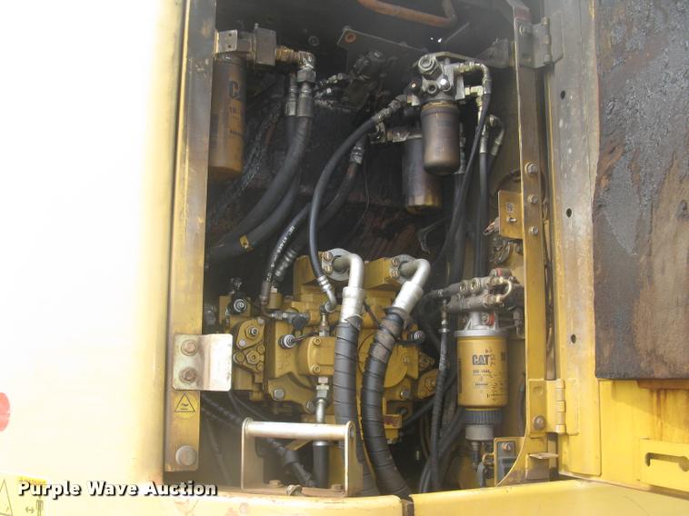 image for item L3897 2009 Caterpillar 328D LCR excavator