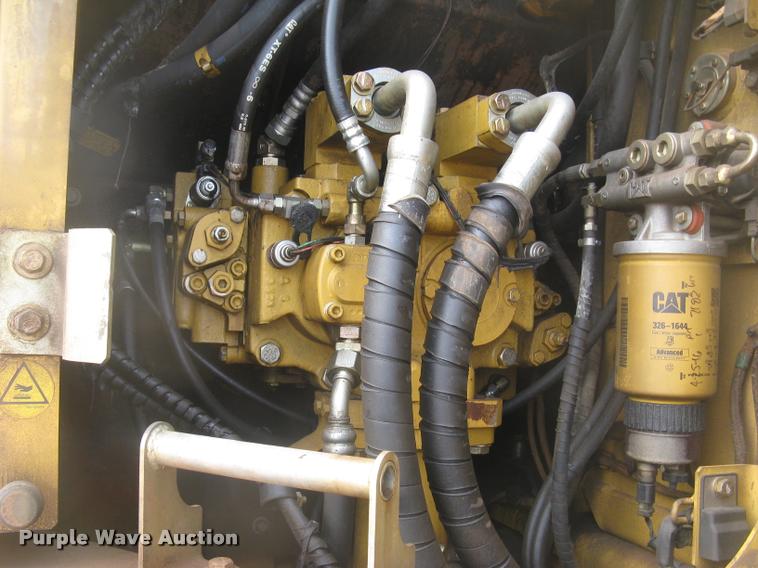 image for item L3897 2009 Caterpillar 328D LCR excavator