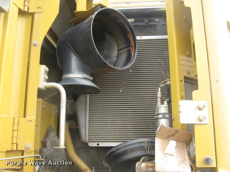 image for item L3897 2009 Caterpillar 328D LCR excavator