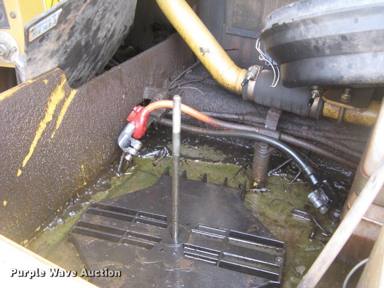 image for item L3897 2009 Caterpillar 328D LCR excavator