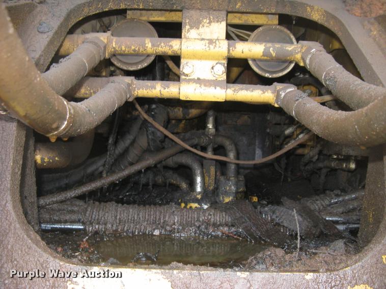 image for item L3897 2009 Caterpillar 328D LCR excavator