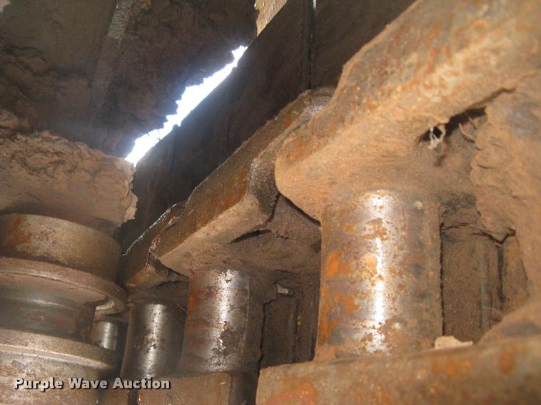 image for item L3897 2009 Caterpillar 328D LCR excavator