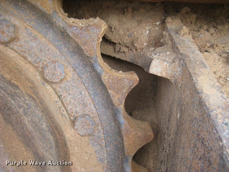 image for item L3897 2009 Caterpillar 328D LCR excavator