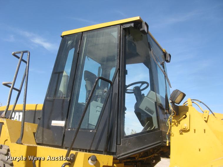 image for item L3901 2001 Caterpillar 950G wheel loader