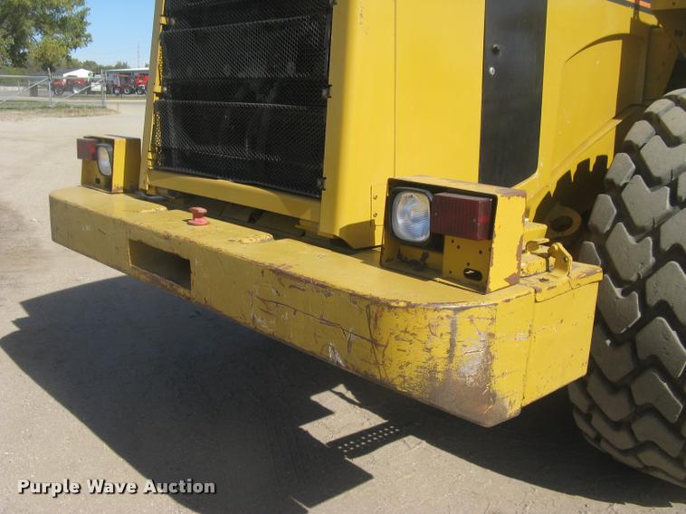 image for item L3901 2001 Caterpillar 950G wheel loader