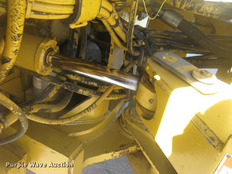 image for item L3901 2001 Caterpillar 950G wheel loader