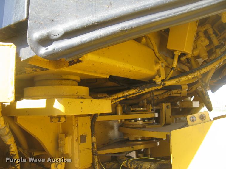 image for item L3901 2001 Caterpillar 950G wheel loader