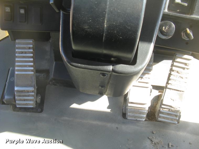 image for item L3901 2001 Caterpillar 950G wheel loader