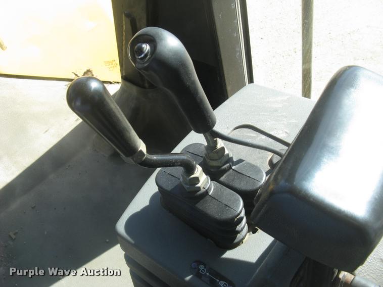 image for item L3901 2001 Caterpillar 950G wheel loader