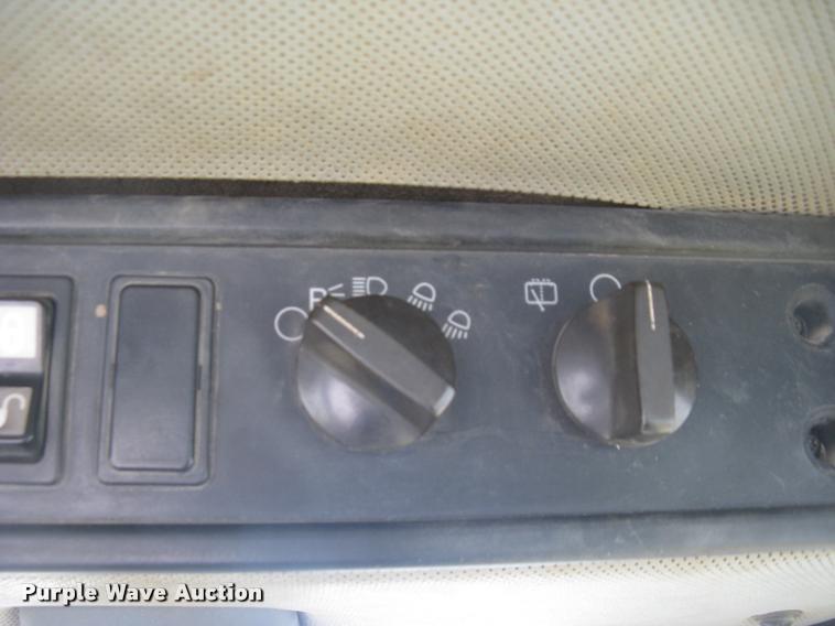 image for item L3901 2001 Caterpillar 950G wheel loader