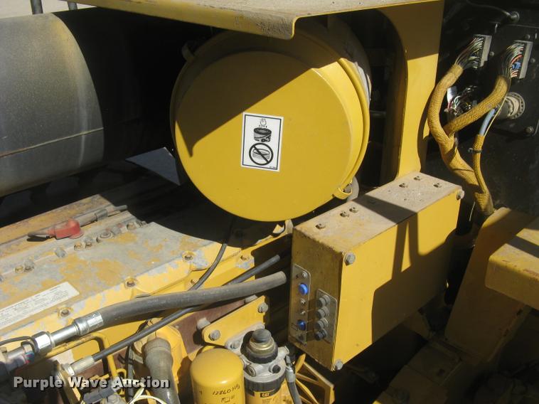 image for item L3901 2001 Caterpillar 950G wheel loader