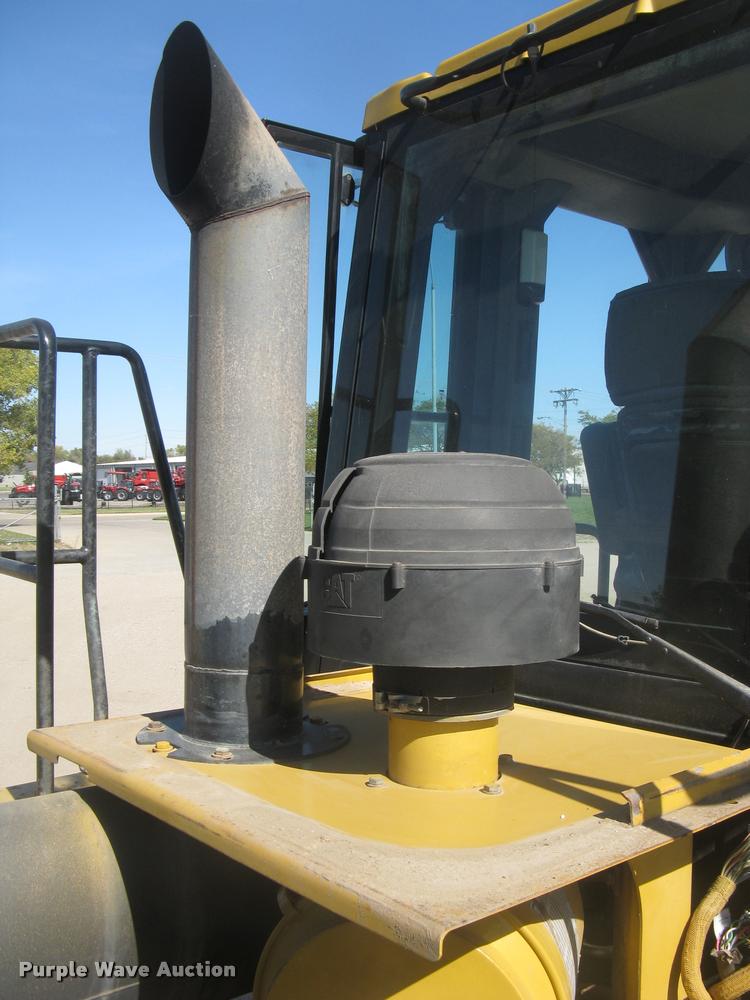 image for item L3901 2001 Caterpillar 950G wheel loader