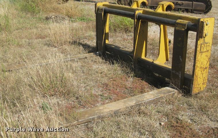 image for item L3901 2001 Caterpillar 950G wheel loader