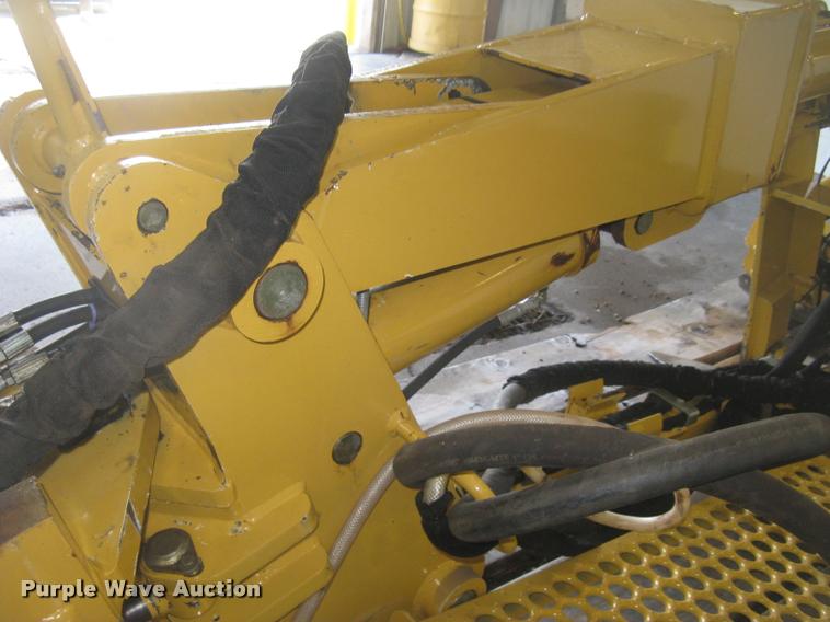 image for item L3907 Vermeer VP1250 vibratory plow attachment