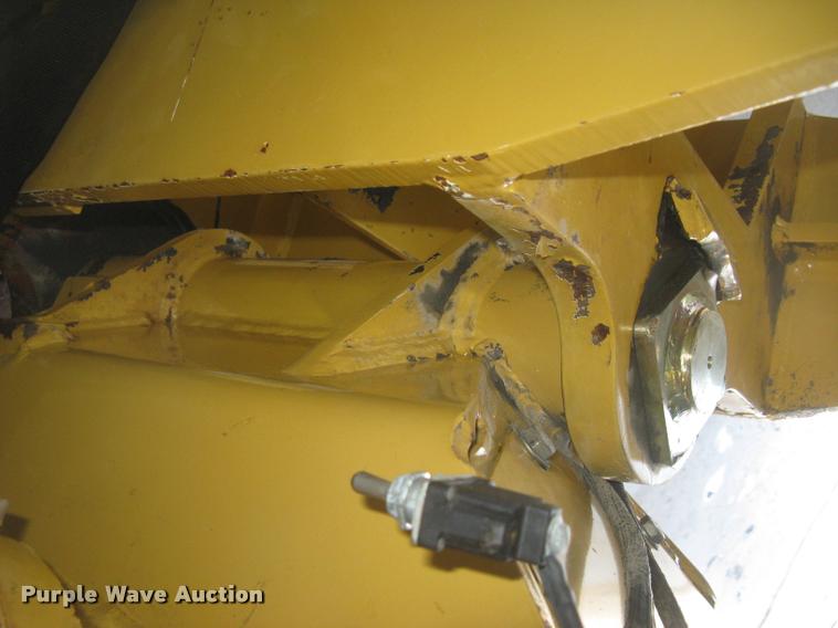 image for item L3907 Vermeer VP1250 vibratory plow attachment