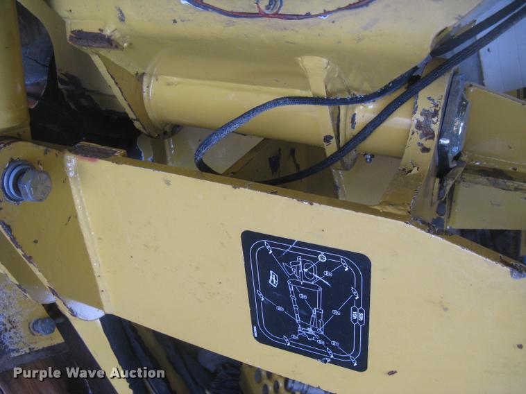 image for item L3907 Vermeer VP1250 vibratory plow attachment