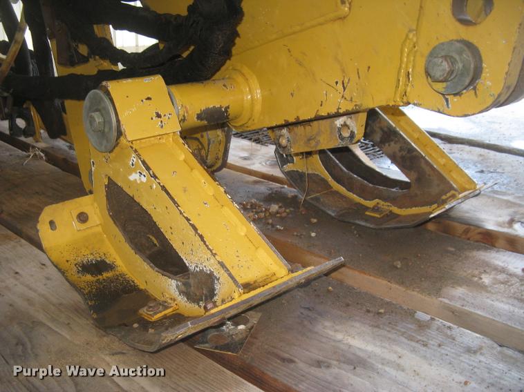 image for item L3907 Vermeer VP1250 vibratory plow attachment