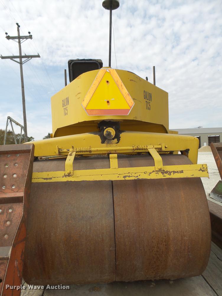 image for item L4102 Galion TC5 double drum roller