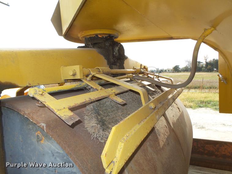 image for item L4102 Galion TC5 double drum roller