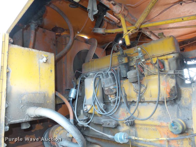 image for item L4102 Galion TC5 double drum roller