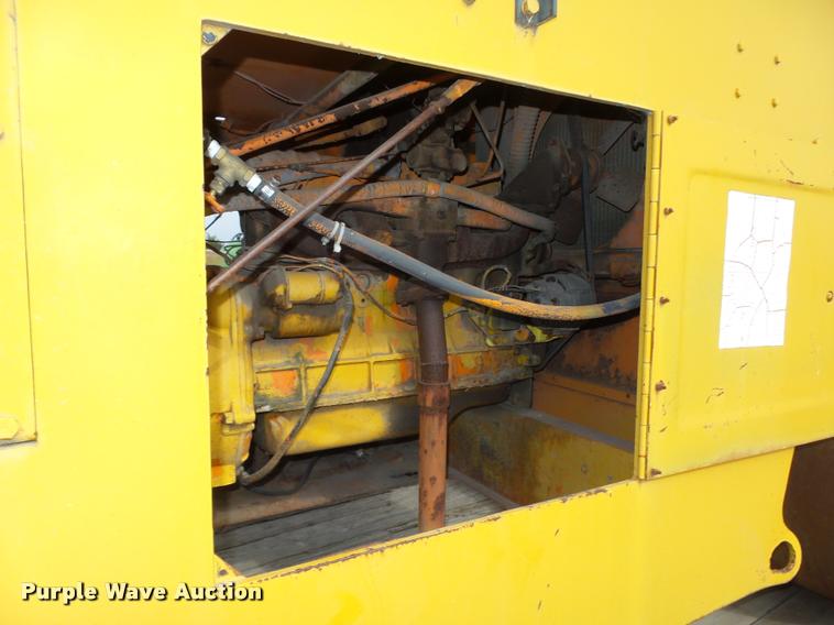 image for item L4102 Galion TC5 double drum roller