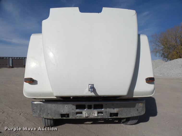 image for item L4111 2000 Mack RD688S dump truck