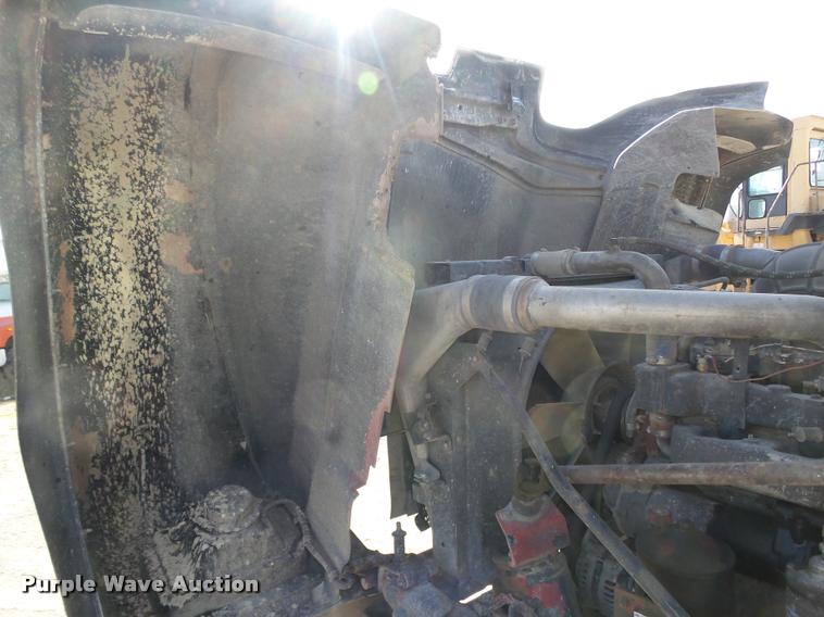 image for item L4111 2000 Mack RD688S dump truck