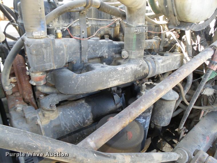 image for item L4111 2000 Mack RD688S dump truck