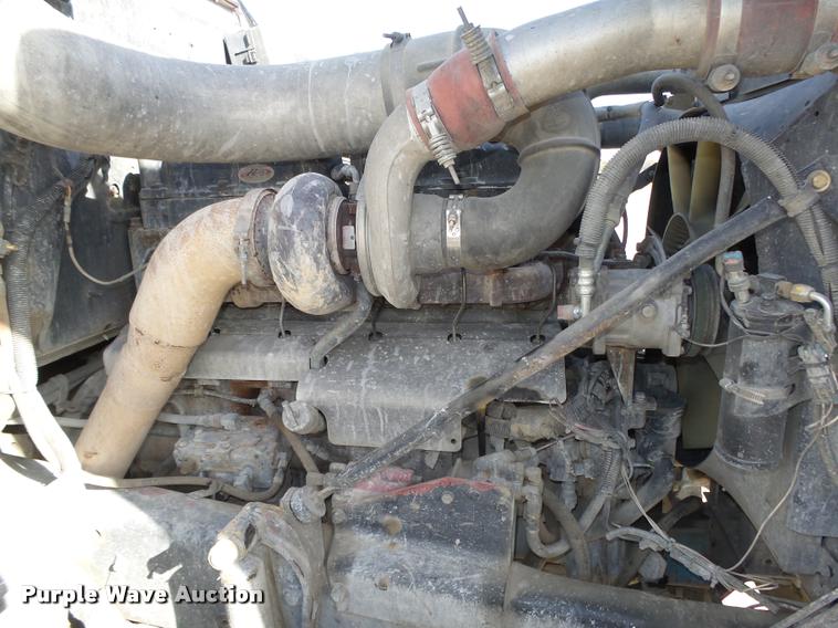 image for item L4111 2000 Mack RD688S dump truck