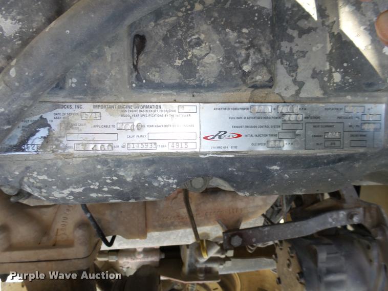 image for item L4111 2000 Mack RD688S dump truck