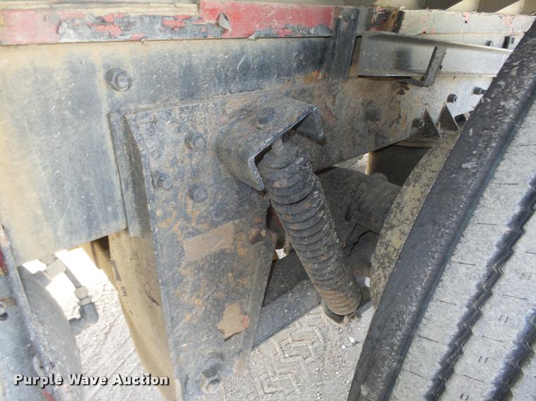 image for item L4111 2000 Mack RD688S dump truck