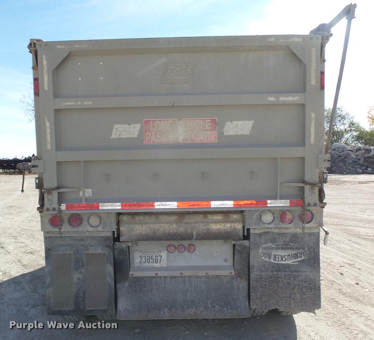 image for item L4112 2000 East 800R end dump pup trailer