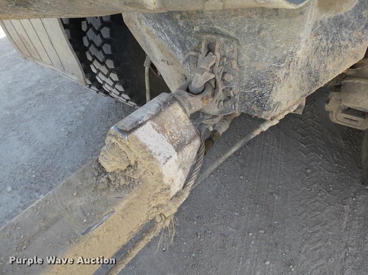 image for item L4112 2000 East 800R end dump pup trailer