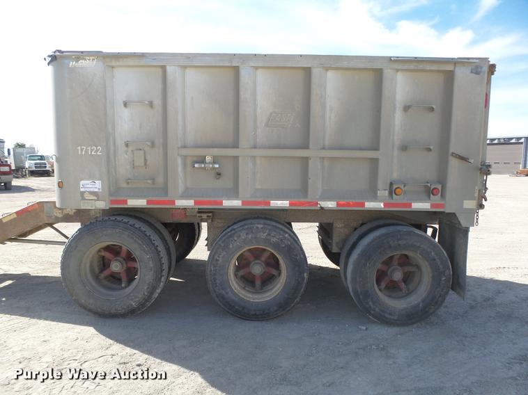 image for item L4112 2000 East 800R end dump pup trailer