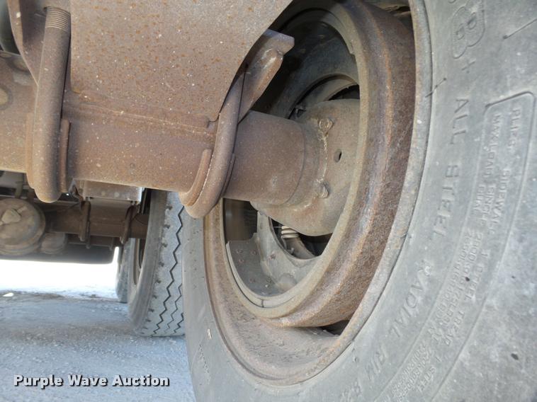 image for item L4112 2000 East 800R end dump pup trailer